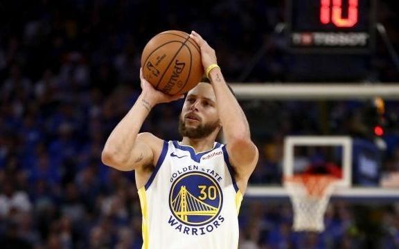 NBA新賽季里程碑：詹姆斯有望再創(chuàng)多項(xiàng)歷史第一