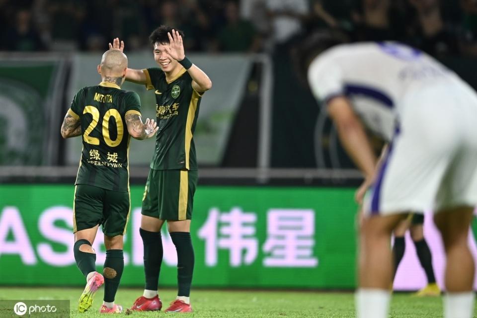 中超：浙江20戰(zhàn)勝津門虎，王鈺棟失良機，卡列洛、弗蘭克破門