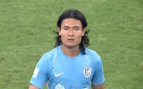 大連2年合同鎖定呂焯毅，休1場防阿奇姆彭馬萊萊復(fù)出，拒三連敗